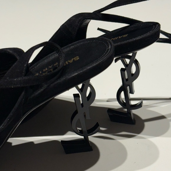 Saint Laurent Black Pointed Slingback Heels - Picture 9 of 10